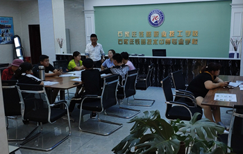 石家莊鐵路學(xué)校2019年報(bào)名現(xiàn)場(chǎng) 校園環(huán)境 第3張